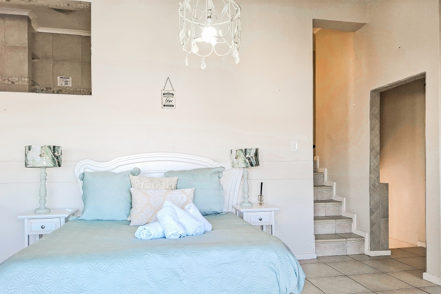3 Bedroom Property for Sale in Costa Sarda Western Cape